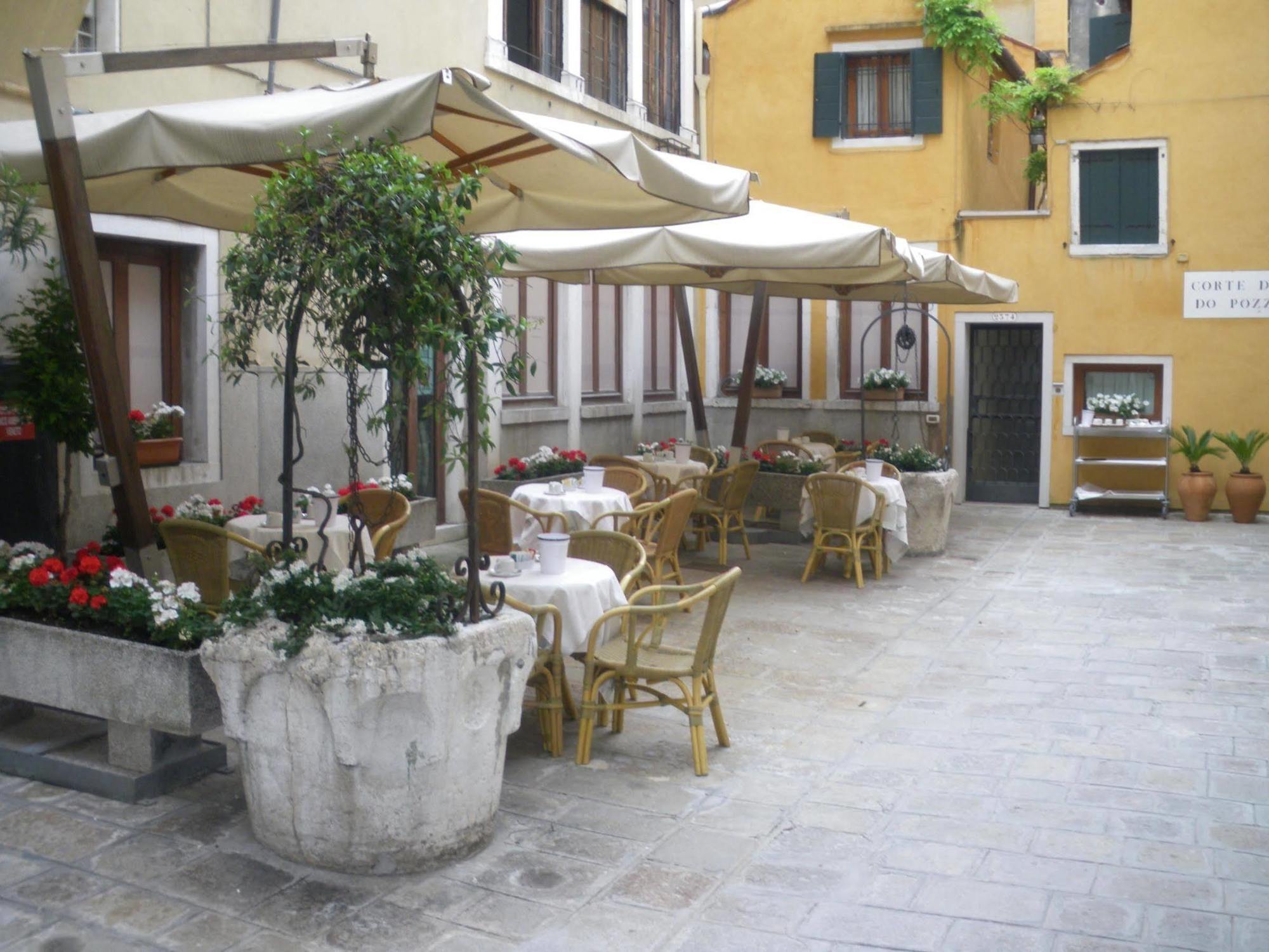 Hotel Do Pozzi Veneza Exterior foto